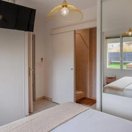 Jasmin 3 Avec Grande Terrasse 6 à 8 Personnes Calvi (Corsica)