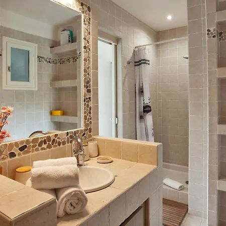 Jasmin 3 Avec Grande Terrasse 6 à 8 Personnes Appartamento Calvi (Corsica)