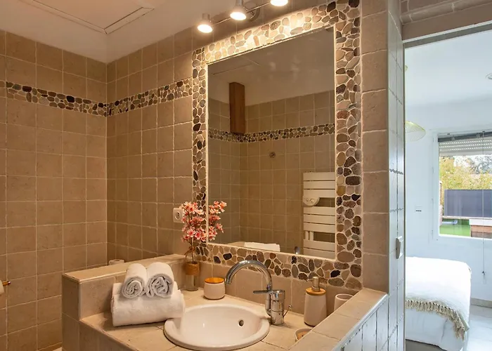 Jasmin 3 Avec Grande Terrasse 6 à 8 Personnes Calvi (Corsica)