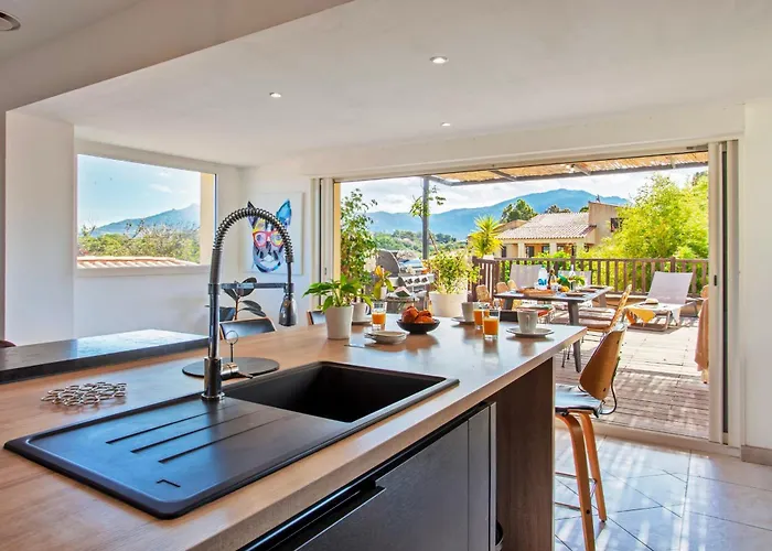 Jasmin 3 Avec Grande Terrasse 6 à 8 Personnes Appartement *