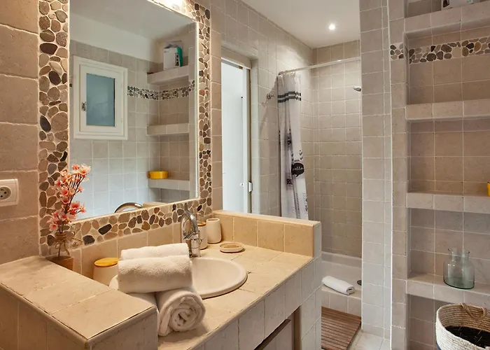 Jasmin 3 Avec Grande Terrasse 6 à 8 Personnes Appartement Calvi (Corsica)