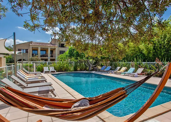 Appartement Jasmin 3 Avec Grande Terrasse 6 à 8 Personnes *